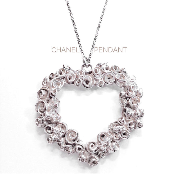 LOVE HEARTS of ROSES Pendant