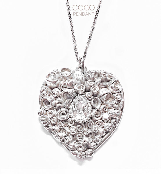 LOVE HEARTS of ROSES Pendant